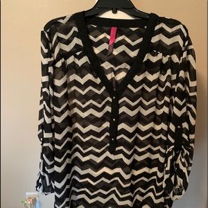 Black and white tunic 4x